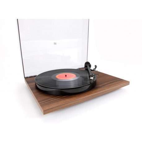 Rega Planar 1 Noir laqué avec cellule Carbon MM